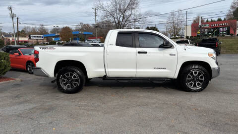 2014 Toyota Tundra SR5