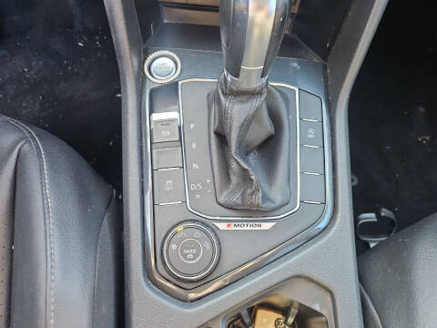 2018 Volkswagen Tiguan 2.0T SEL 4Motion