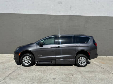 2021 Chrysler Voyager LXi