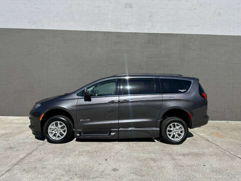 2021 Chrysler Voyager LXi