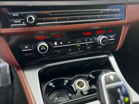 2013 BMW 5 Series 528i