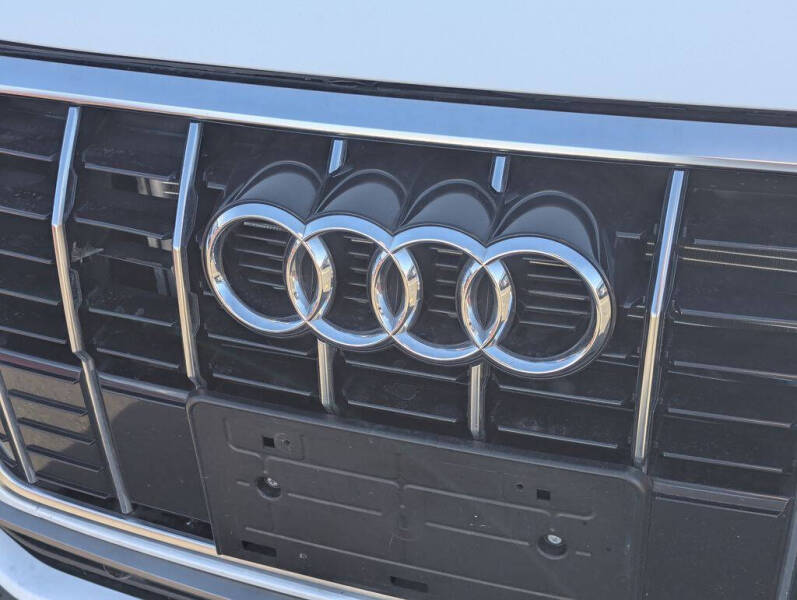 2021 Audi Q3 quattro S line Premium 45 TFSI