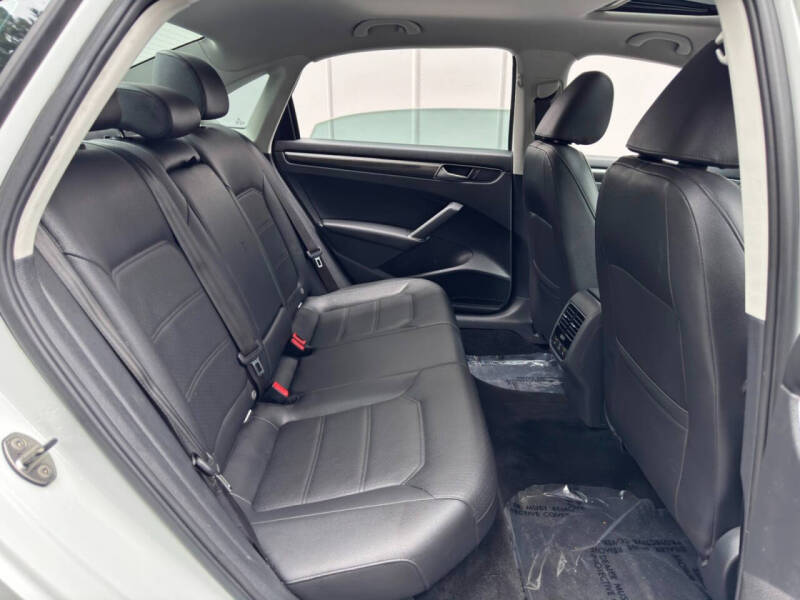 2016 Volkswagen Passat
