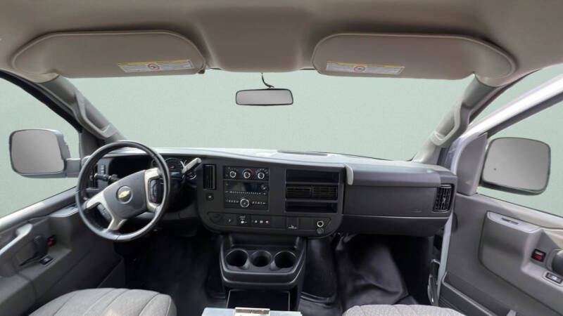 2018 Chevrolet Express 2500