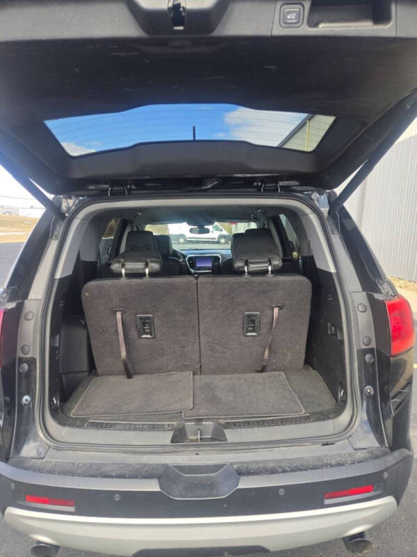2017 GMC Acadia SLT-1
