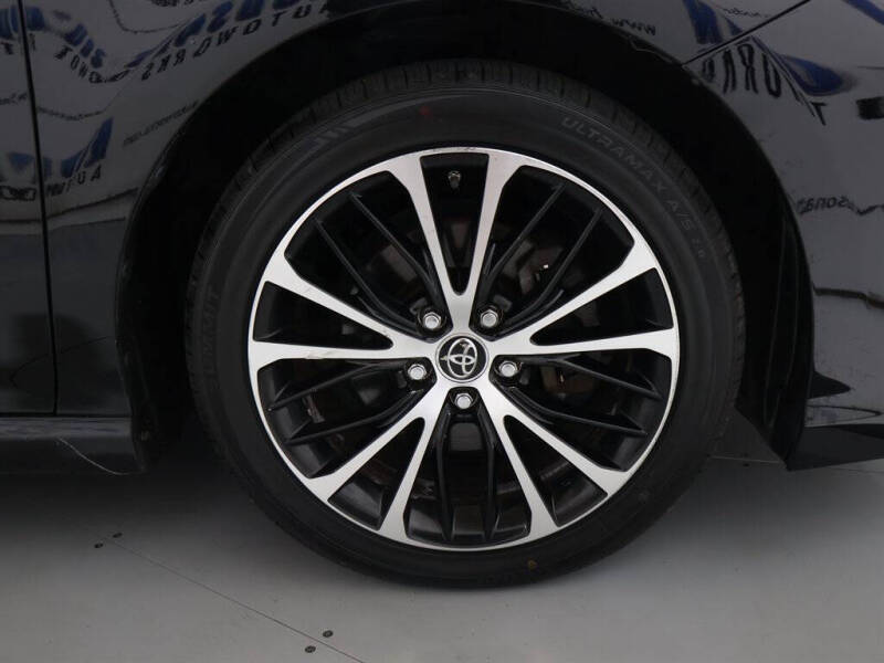 2018 Toyota Camry SE