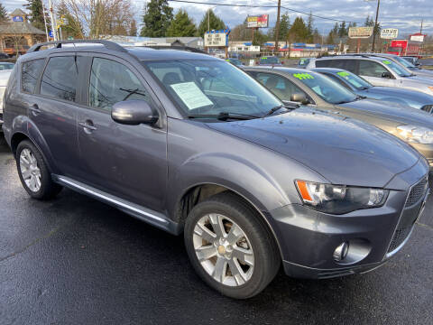 2011 Mitsubishi Outlander for sale at Pacific Point Auto Sales in Lakewood WA