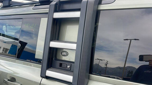 2020 Land Rover Defender 110 HSE