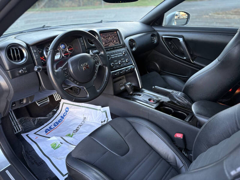 2013 Nissan GT-R Premium