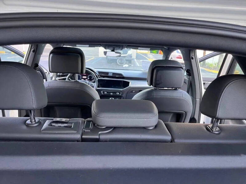 2019 Audi Q3 quattro Premium 45 TFSI