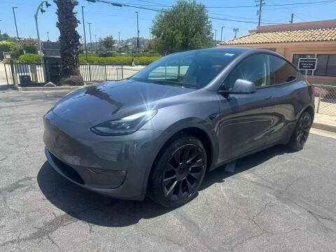 2023 Tesla Model Y Long Range
