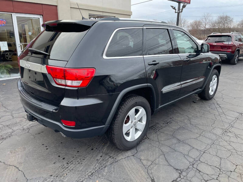 2013 Jeep Grand Cherokee Laredo X photo 6