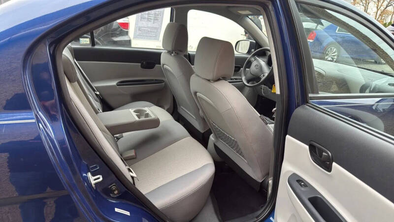 2010 Hyundai Accent GLS