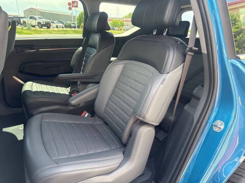 2024 Kia EV9 Land