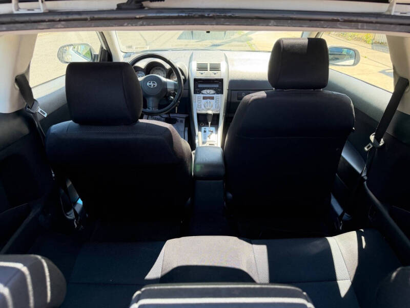 2010 Scion tC
