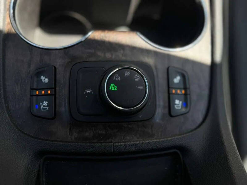 2022 GMC Acadia Denali