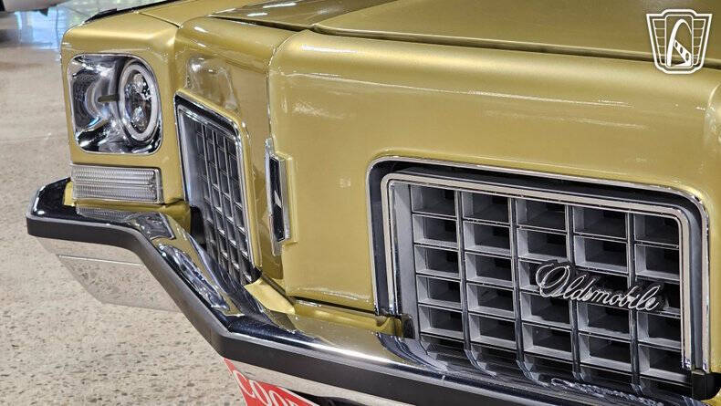 1972 Oldsmobile Ninety-Eight