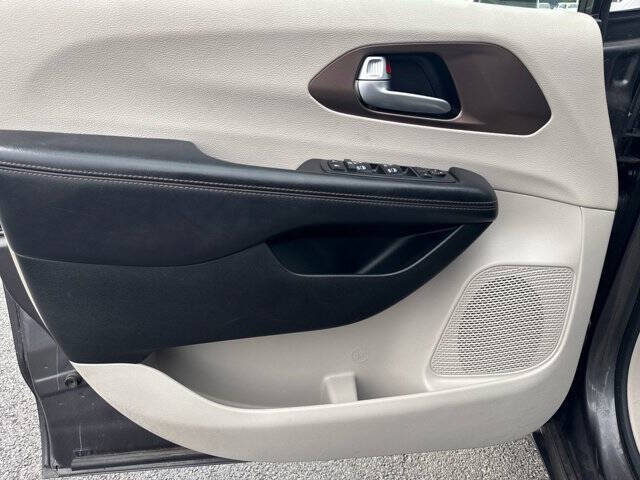 2018 Chrysler Pacifica Touring L Plus