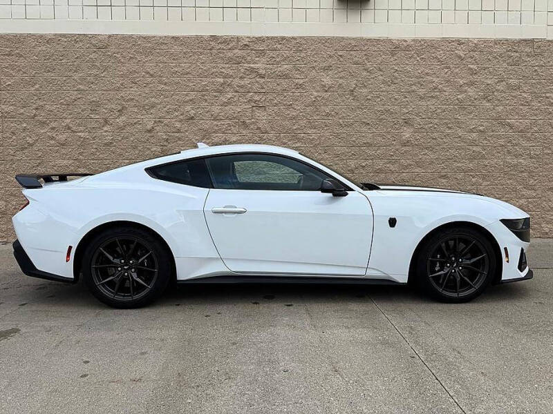 2024 Ford Mustang Dark Horse