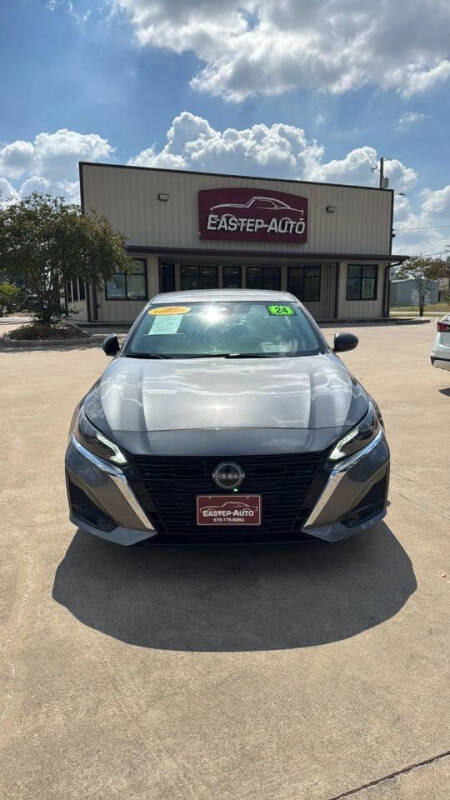 2024 Nissan Altima SV's photo
