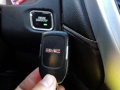 2017 GMC Acadia SLE-2