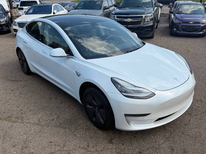 2019 Tesla Model 3 Standard Range Plus