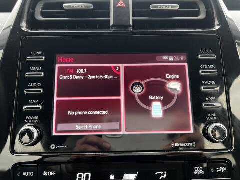 2022 Toyota Prius LE