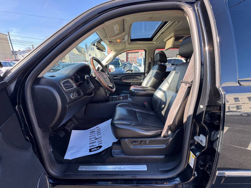 2009 GMC Yukon Denali