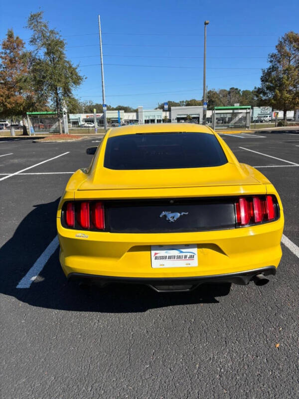 2016 Ford Mustang EcoBoost photo 7