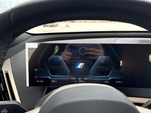 2025 BMW iX xDrive50