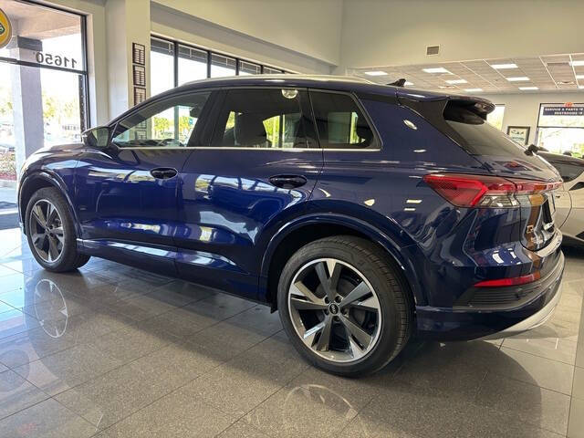2022 Audi Q4 e-tron 3