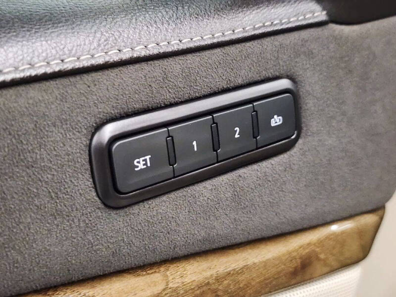 2020 Cadillac Escalade ESV Premium Luxury