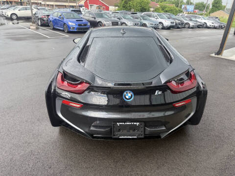 2016 BMW i8