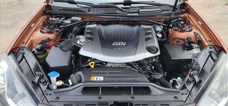 2013 Hyundai Genesis Coupe 3.8 Grand Touring