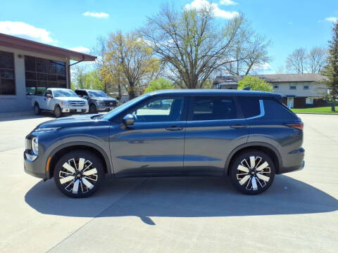 2025 Mitsubishi Outlander SE