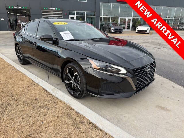 2025 Nissan Altima 2.5 SR