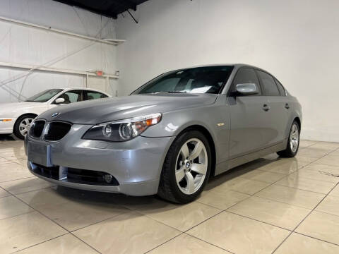 2004 BMW 5 Series 525i