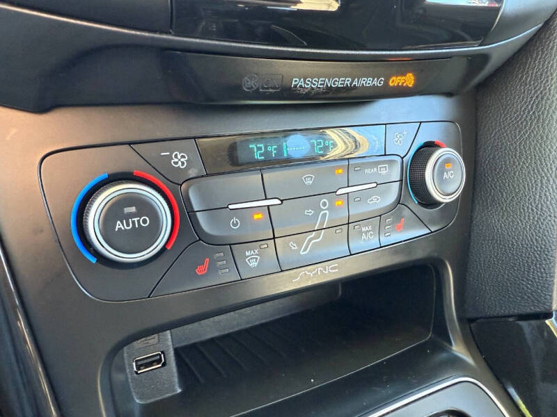 2018 Ford Focus Titanium