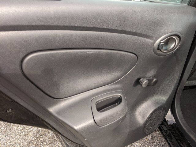 2016 Nissan Versa 1.6 S