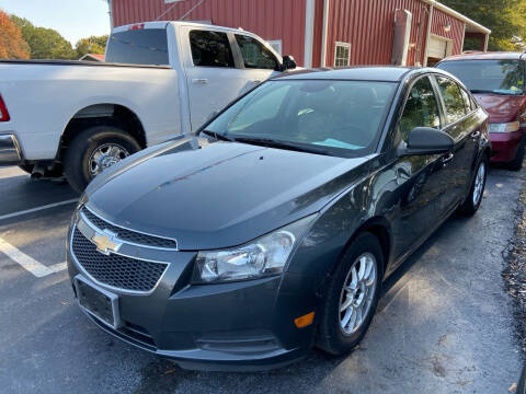 2013 Chevrolet Cruze for sale at Sartins Auto Sales in Dyersburg TN