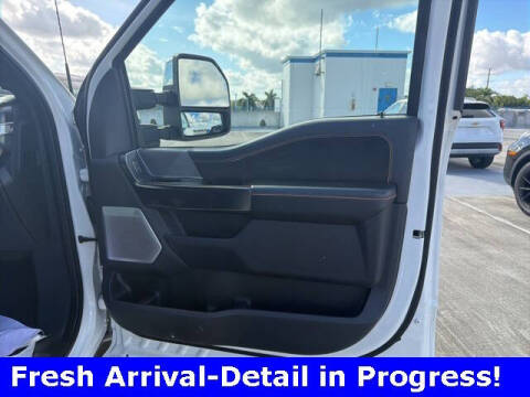 2023 Ford F-450 Super Duty Platinum