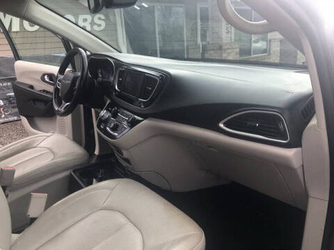 2019 Chrysler Pacifica Touring L