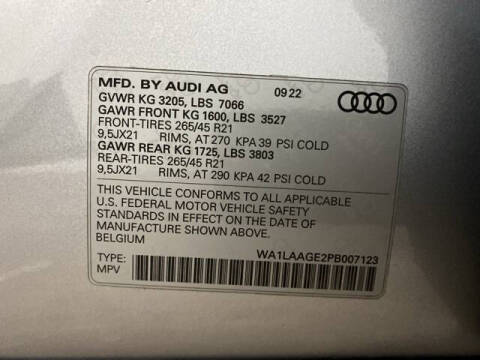 2023 Audi e-tron quattro Premium Plus