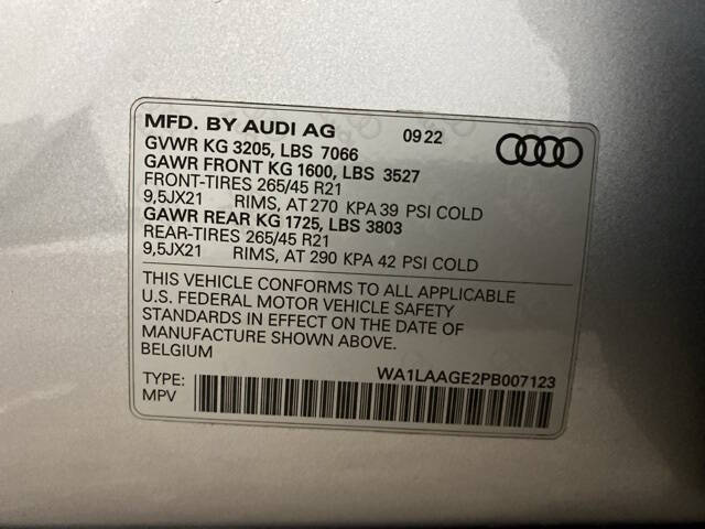 2023 Audi e-tron quattro Premium Plus