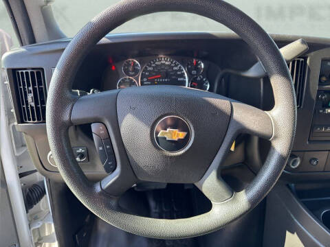 2023 Chevrolet Express 2500