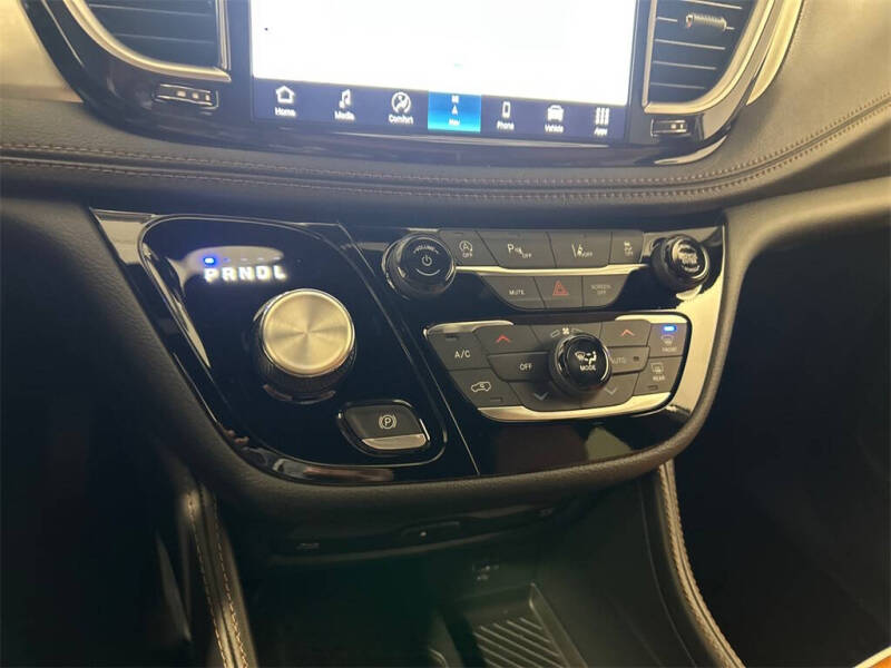 2026 Chrysler Pacifica Pinnacle