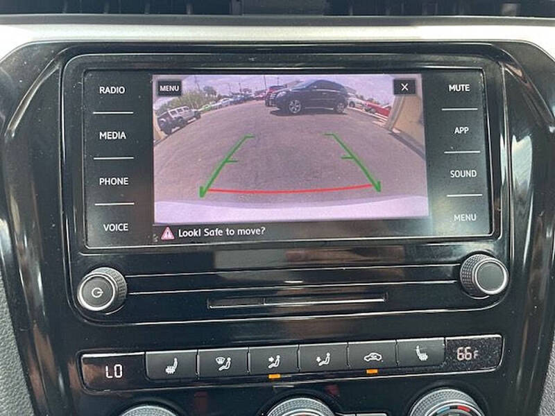 2020 Volkswagen Passat SE