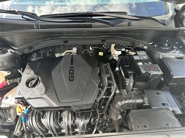 2023 Hyundai Santa Fe SE