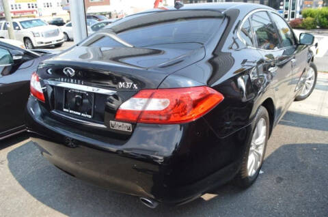 2011 Infiniti M37 x
