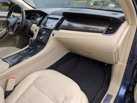 2016 Ford Taurus Limited